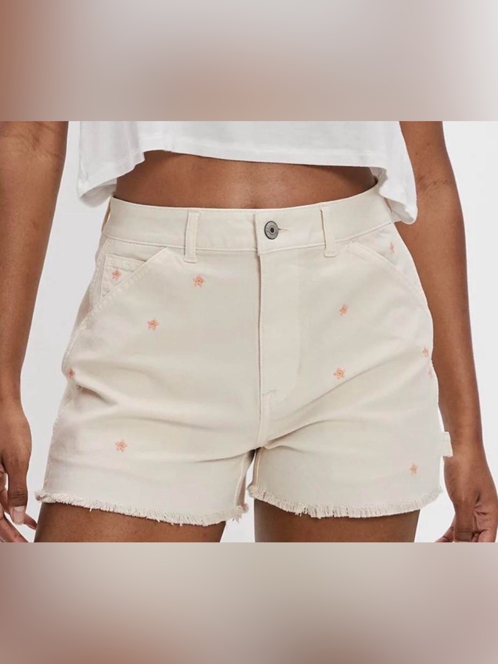 High Waisted Shorts with Floral Details